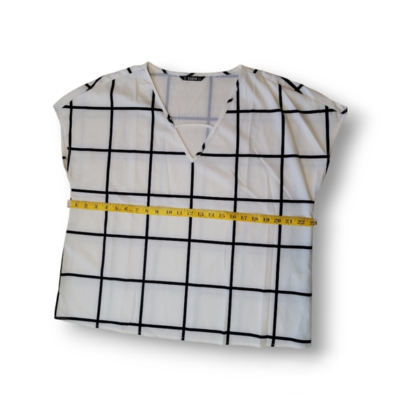 Shein Cap Sleeve Checkered Print Blouse Size XL - Picture 4 of 7